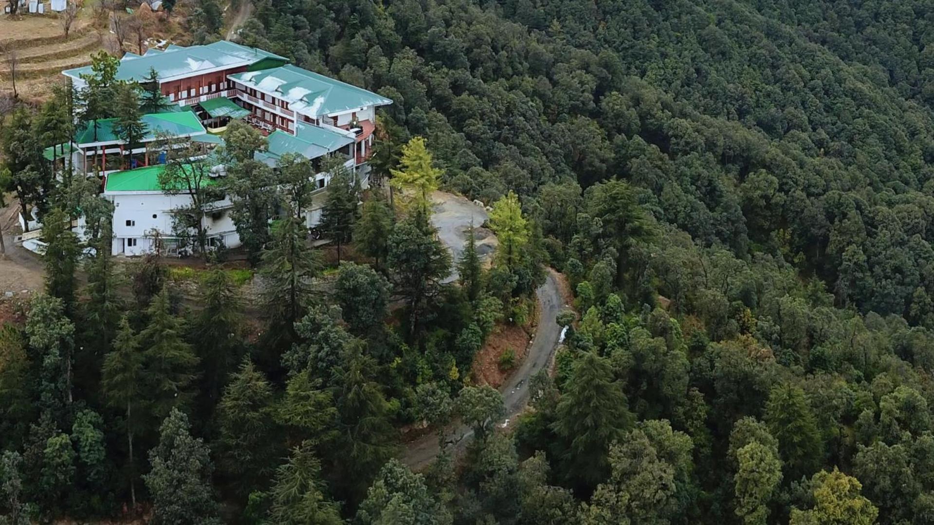 ทรีเฮาส์ เจล วิลลา Hotel Chail ภายนอก รูปภาพ